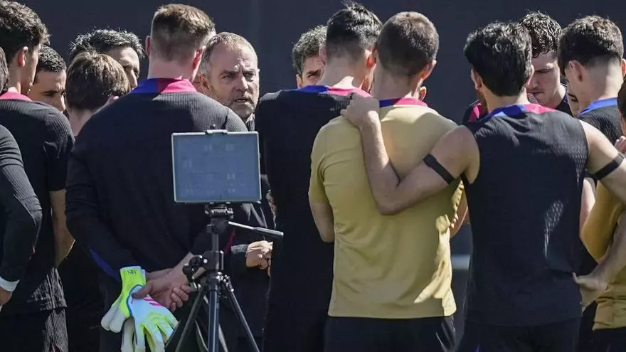 El "toque de atención" de Flick en el Barça antes de recibir al Mallorca