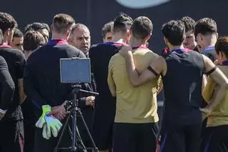 El "toque de atención" de Flick en el Barça antes de recibir al Mallorca