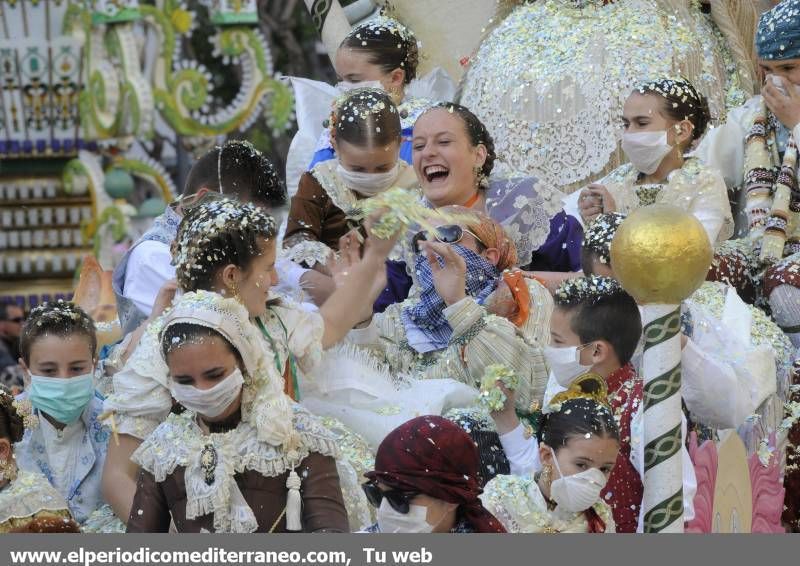 Galería de fotos -- Espectacular  Coso Multicolor