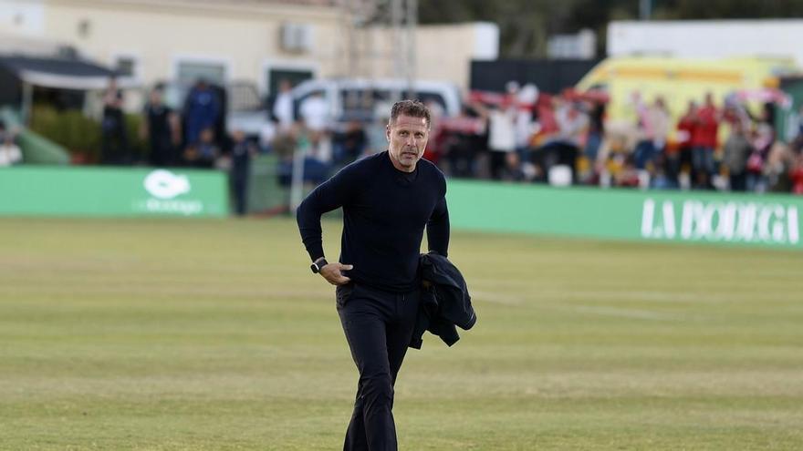 Curro Torres: "Cuando te pones la camiseta del Real Murcia hay que competir al cien por cien"