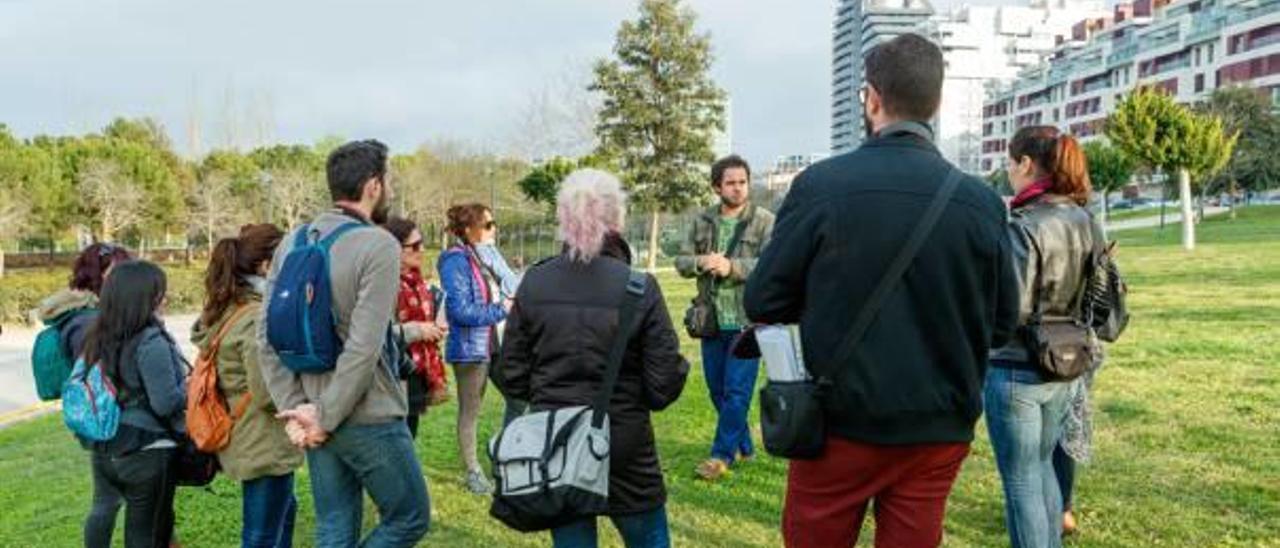 Curso de fotografía en el centro La Fábrica de Mislata.