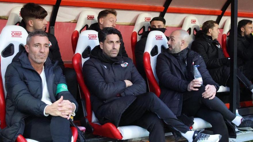 Óscar Cano, entrenador del Zamora CF tras ganar al Racing de Ferrol: "Es una victoria de mucho mérito"