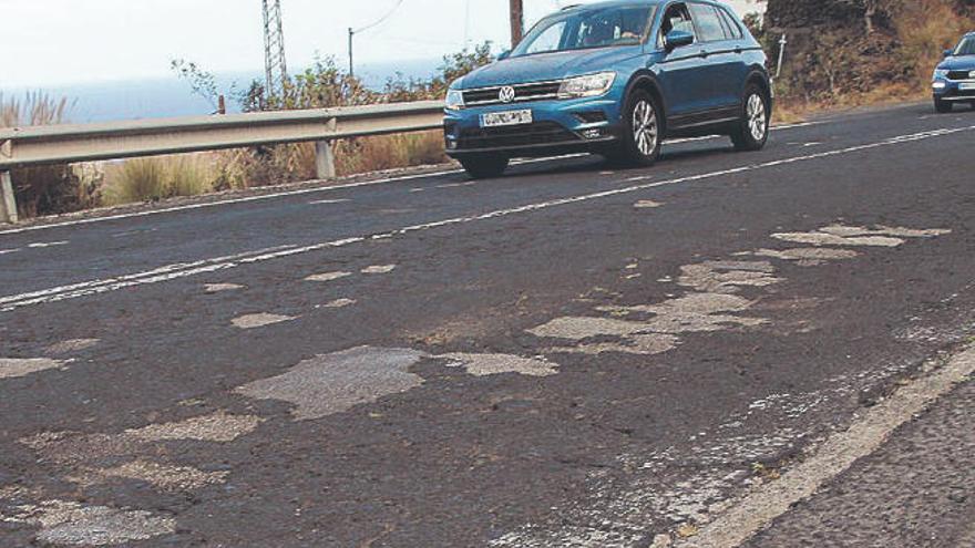Dos expropiaciones retrasan durante un año las obras de la carretera de La Grama
