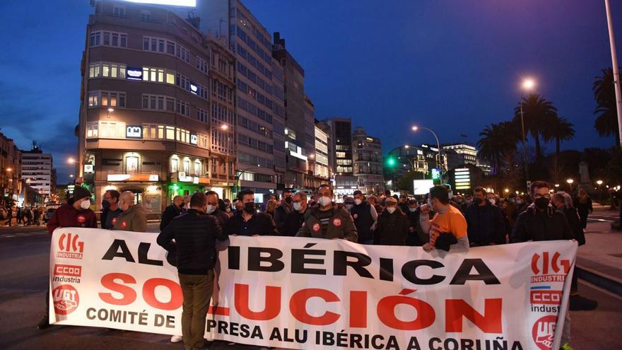 El finiquito de los trabajadores de Alu Ibérica en A Coruña, en el aire al recurrirse el acuerdo con Alcoa