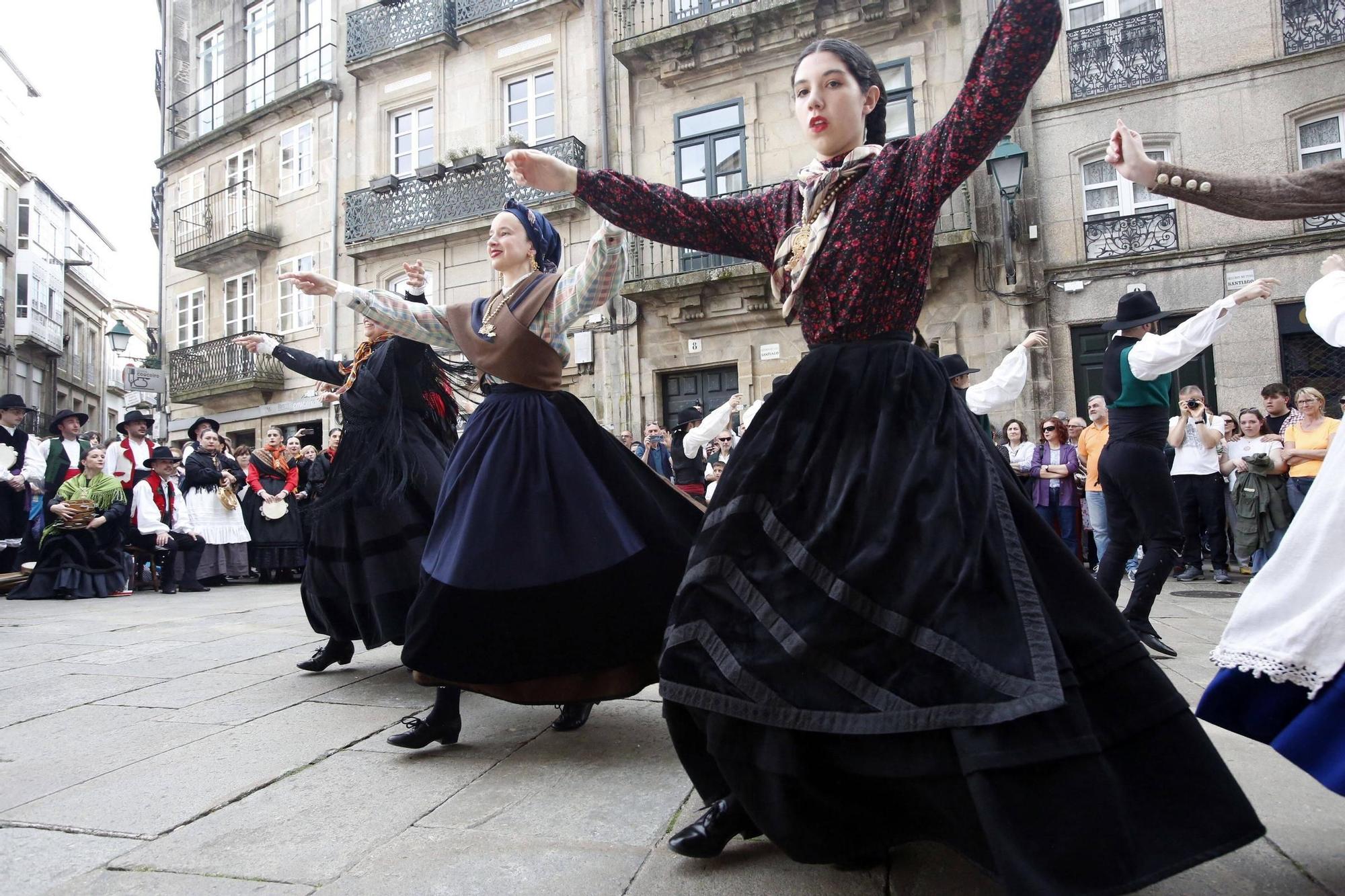 Folk na rúa: actuaciones de las agrupaciones folclóricas