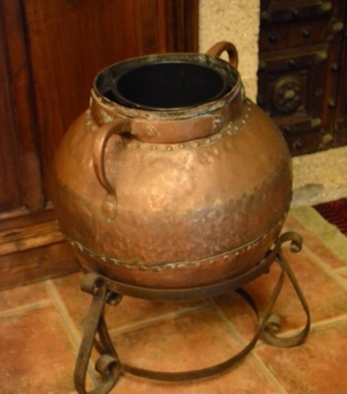 Caldero metálico