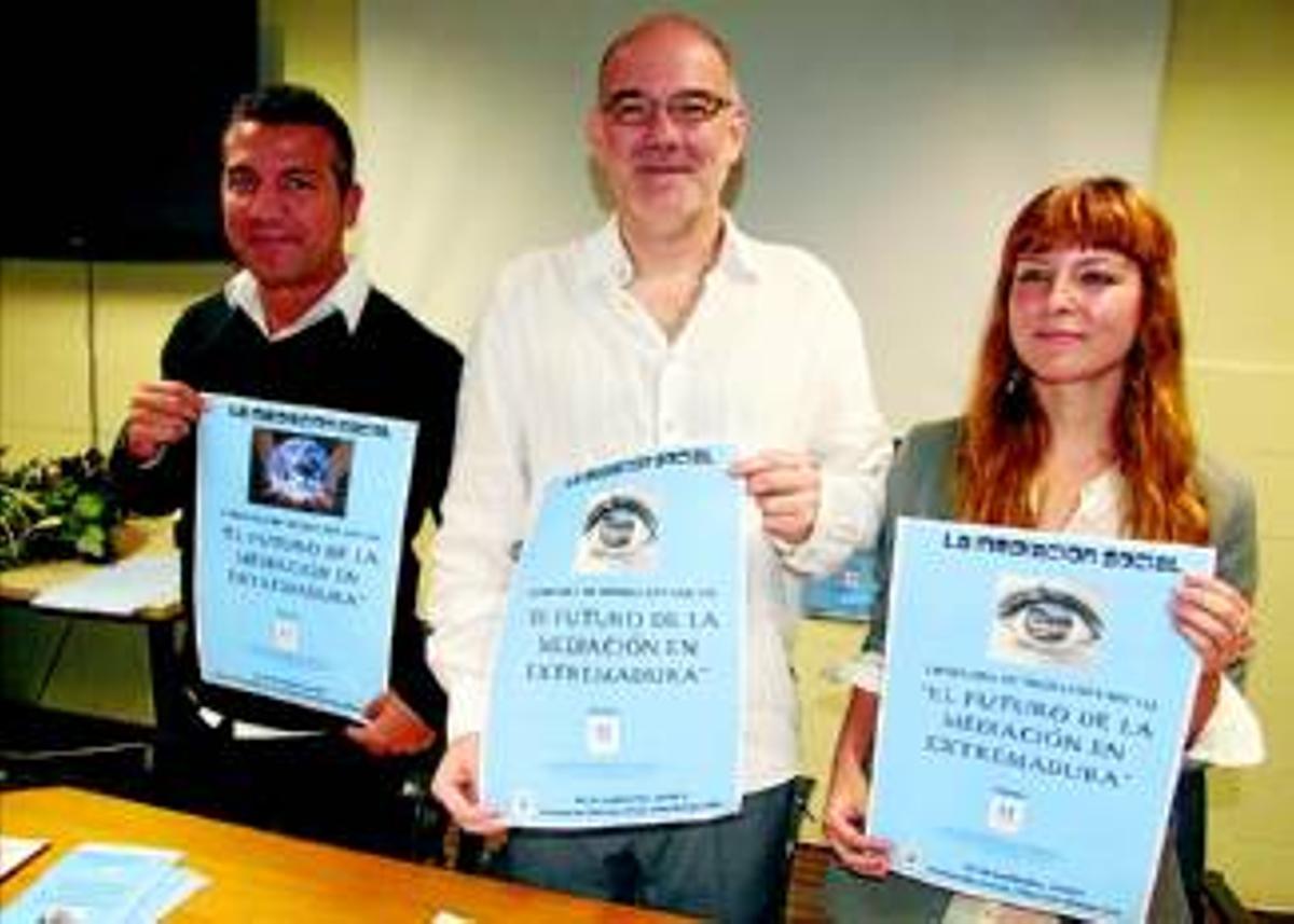 Nace la asociación extremeña para la mediación social