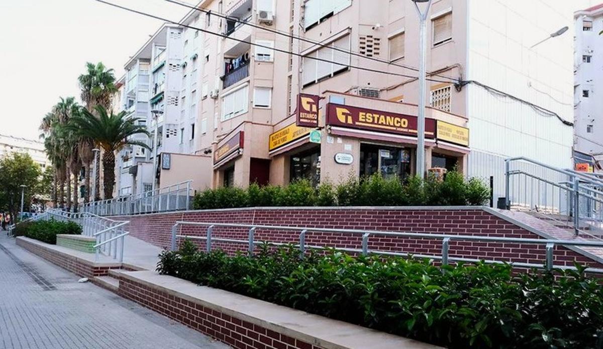 Edificios de viviciendas en el barrio de Sant Ildefons de Cornellà. Edificios de viviciendas en el barrio de Sant Ildefons de Cornellà.