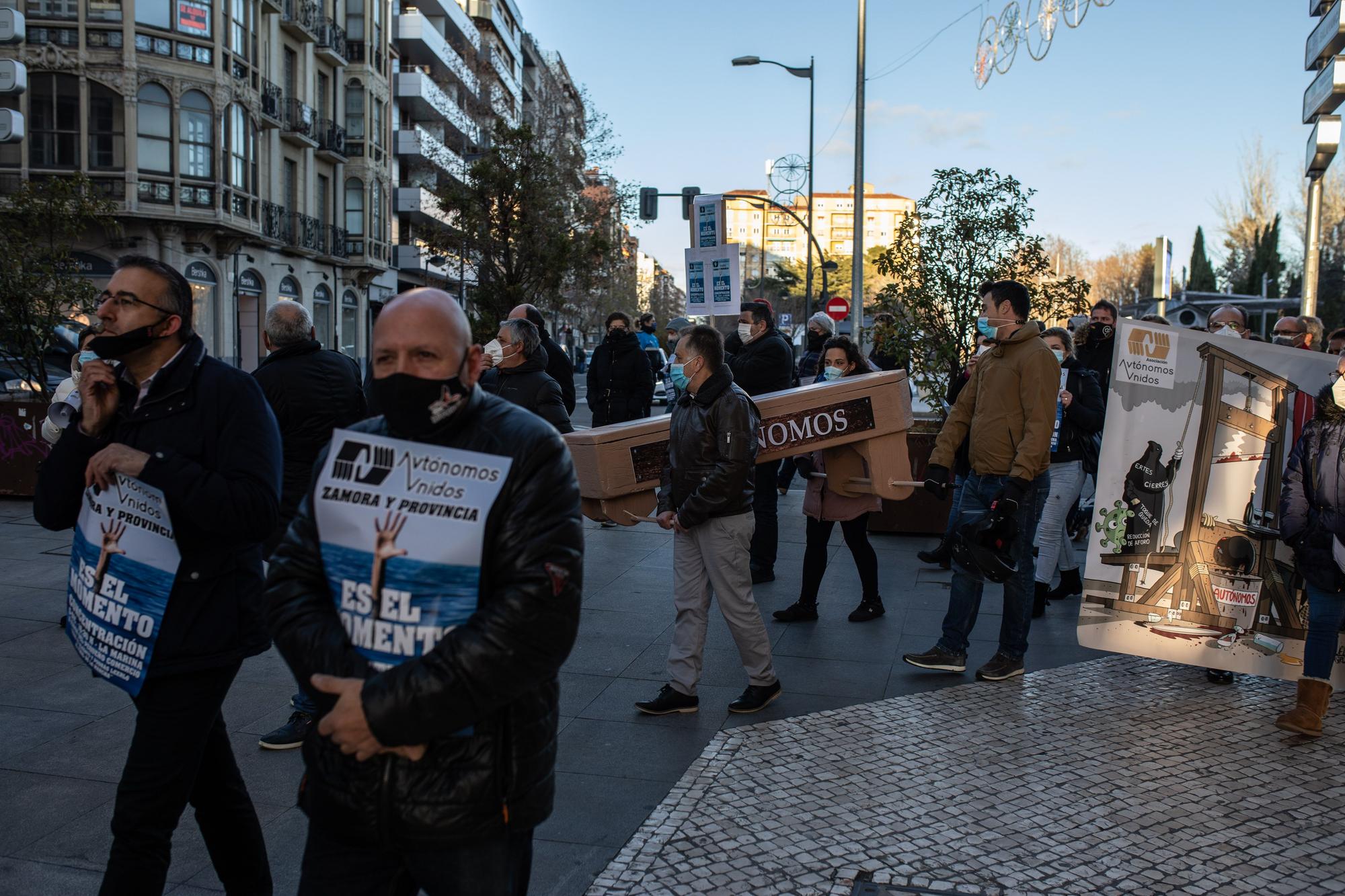 Los autónomos de Zamora se anticipan a su "funeral"