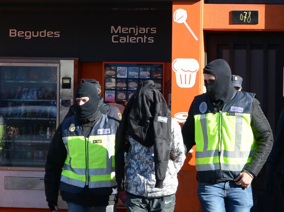 Detencions a Figueres per pertinença a Daesh