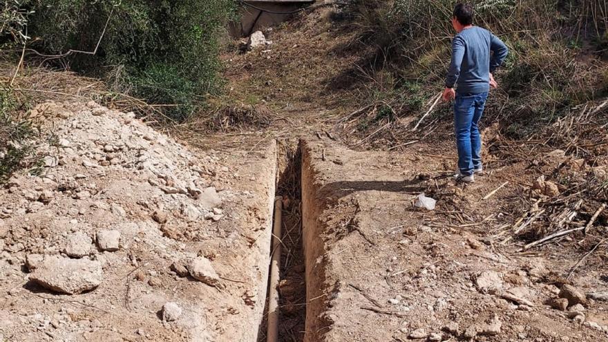 Xàtiva renueva la conducción de agua potable de Sorió