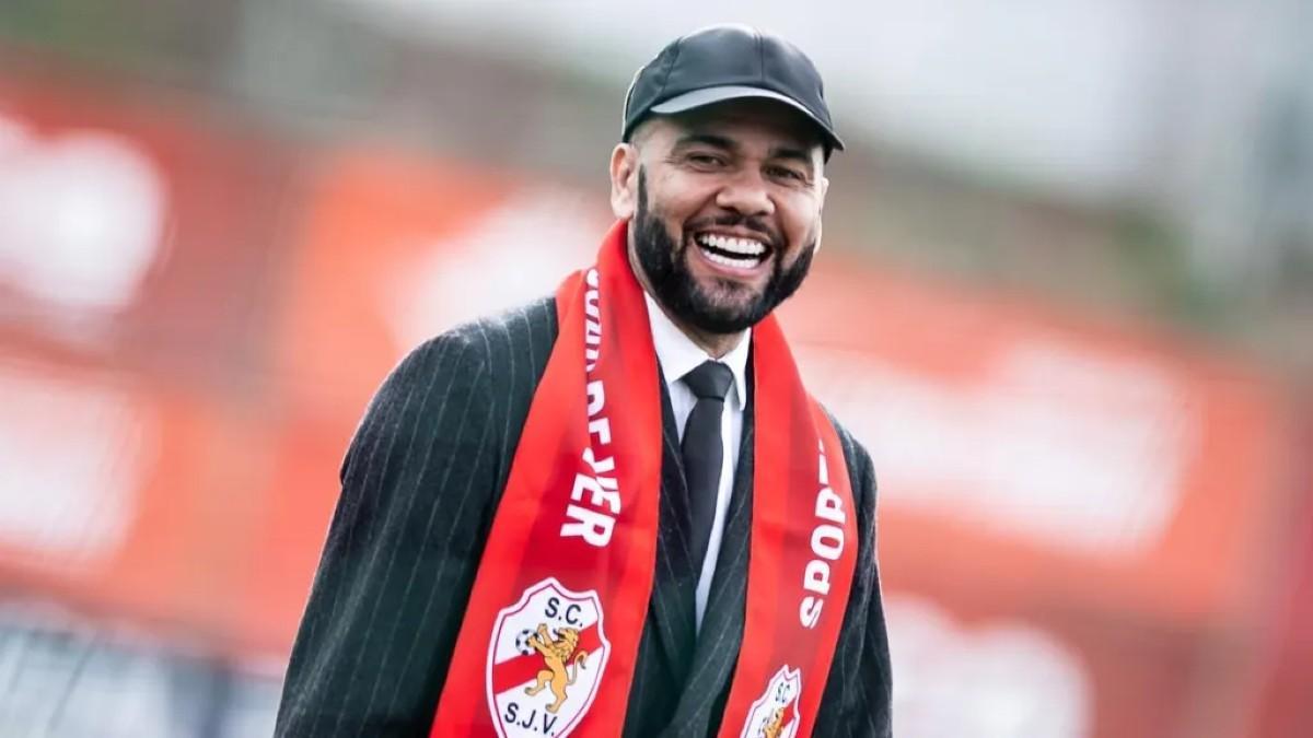 Dani Alves, propietario del São João de Ver portugués