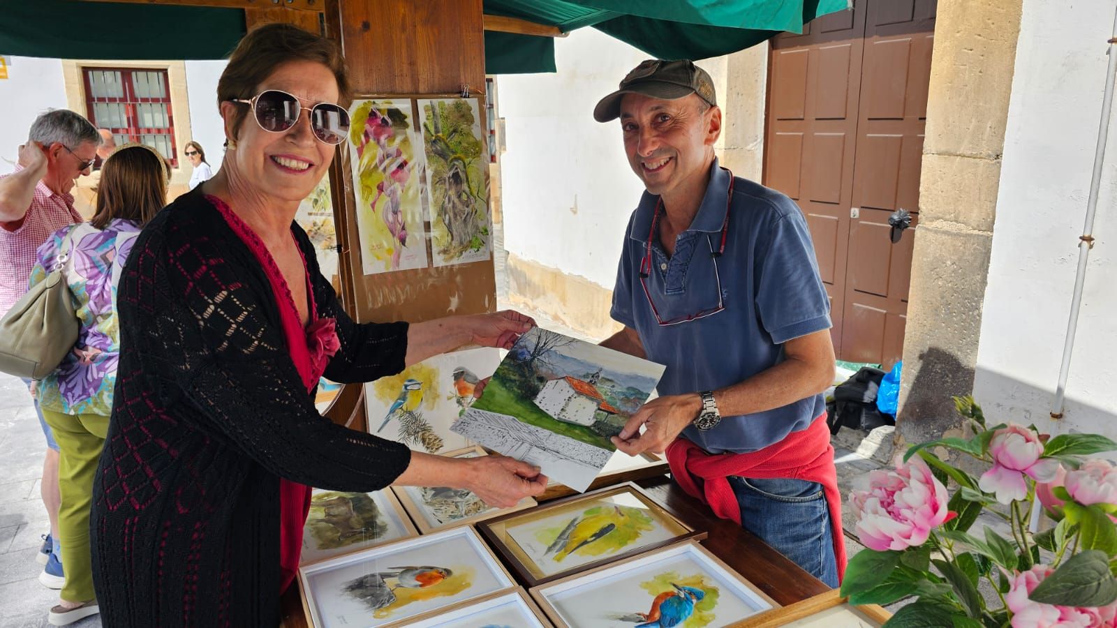 Los acuarelistas de Villaviciosa celebran su quinta feria, con homenaje a Favila