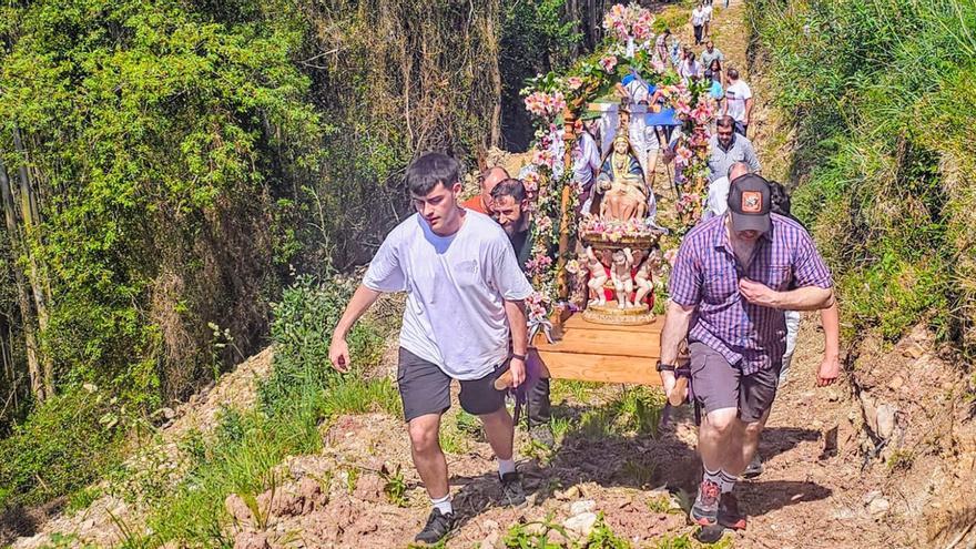 Arbazal cantó los dolores a la Virgen: la curiosa (y centenaria) tradición de la Cincuesma en Villaviciosa