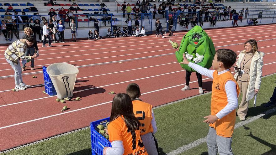 Trescientos escolares participan en las Olimpiadas de la Alcachofa