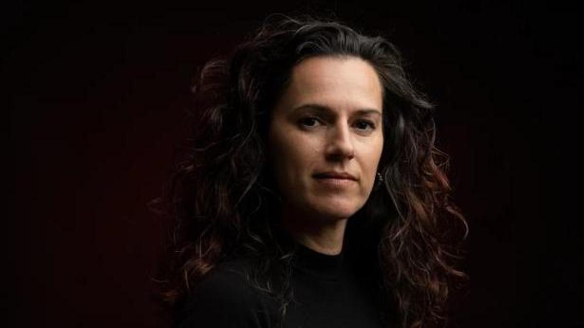 Nia Estévez, escritora pacense: "Todos mis libros llevan una denuncia social"