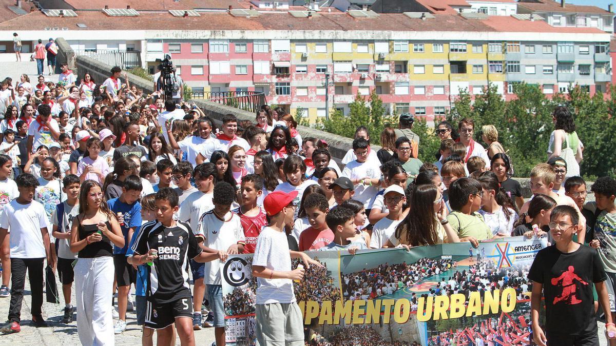 Alrededor de 600 niños y niñas de Ourense inauguraron el Campamento Urbano de Amencer