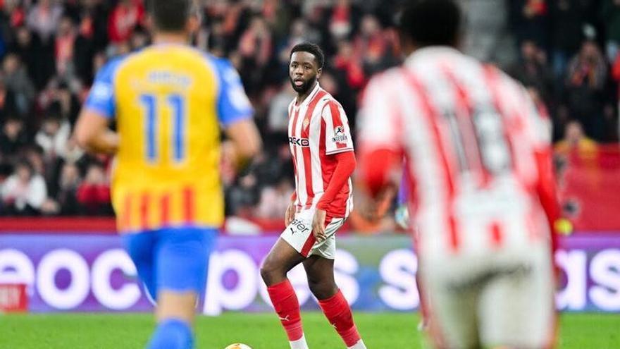 El Sporting hace oficial la salida de Kembo que jugará en el Huesca