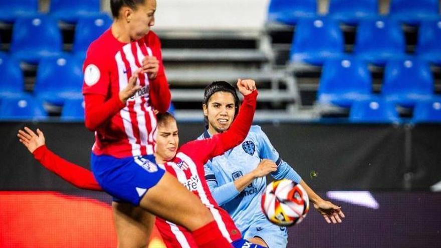 Gabi Nunes y Andrea Tarazona elevan al Levante sobre el Atlético (0-1)