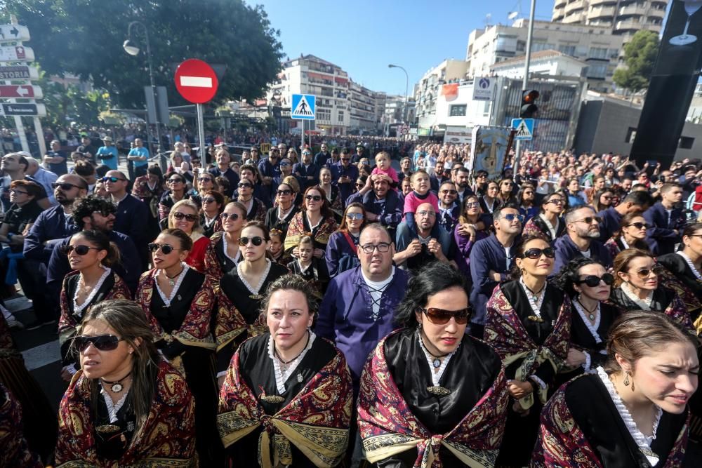 Benidorm vuelve a estallar con su segunda mascletà festera