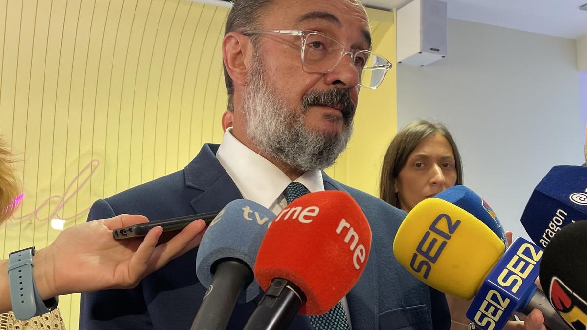 El presidente de Aragón, Javier Lambán, durante el acto de homenaje celebrado este domingo en El Frago