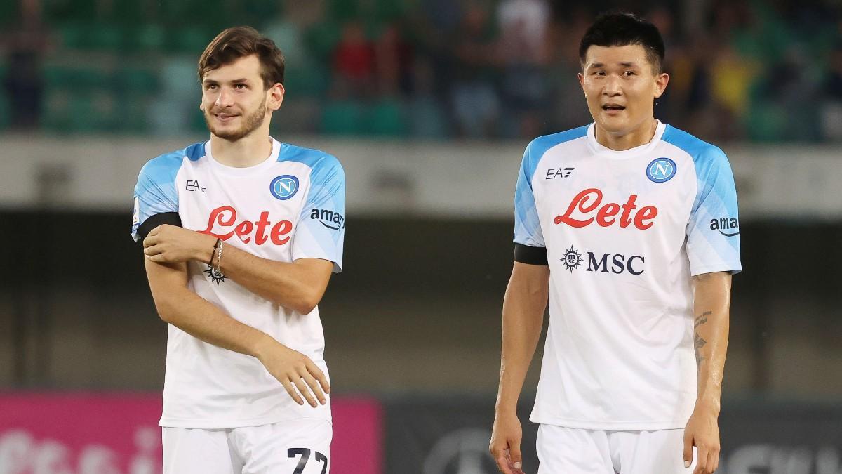 Kim Min-jae, junto a Kvaratskhelia