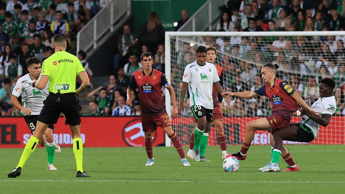 Imagen del Racing de Santander-Deportivo (2-1) de la ida