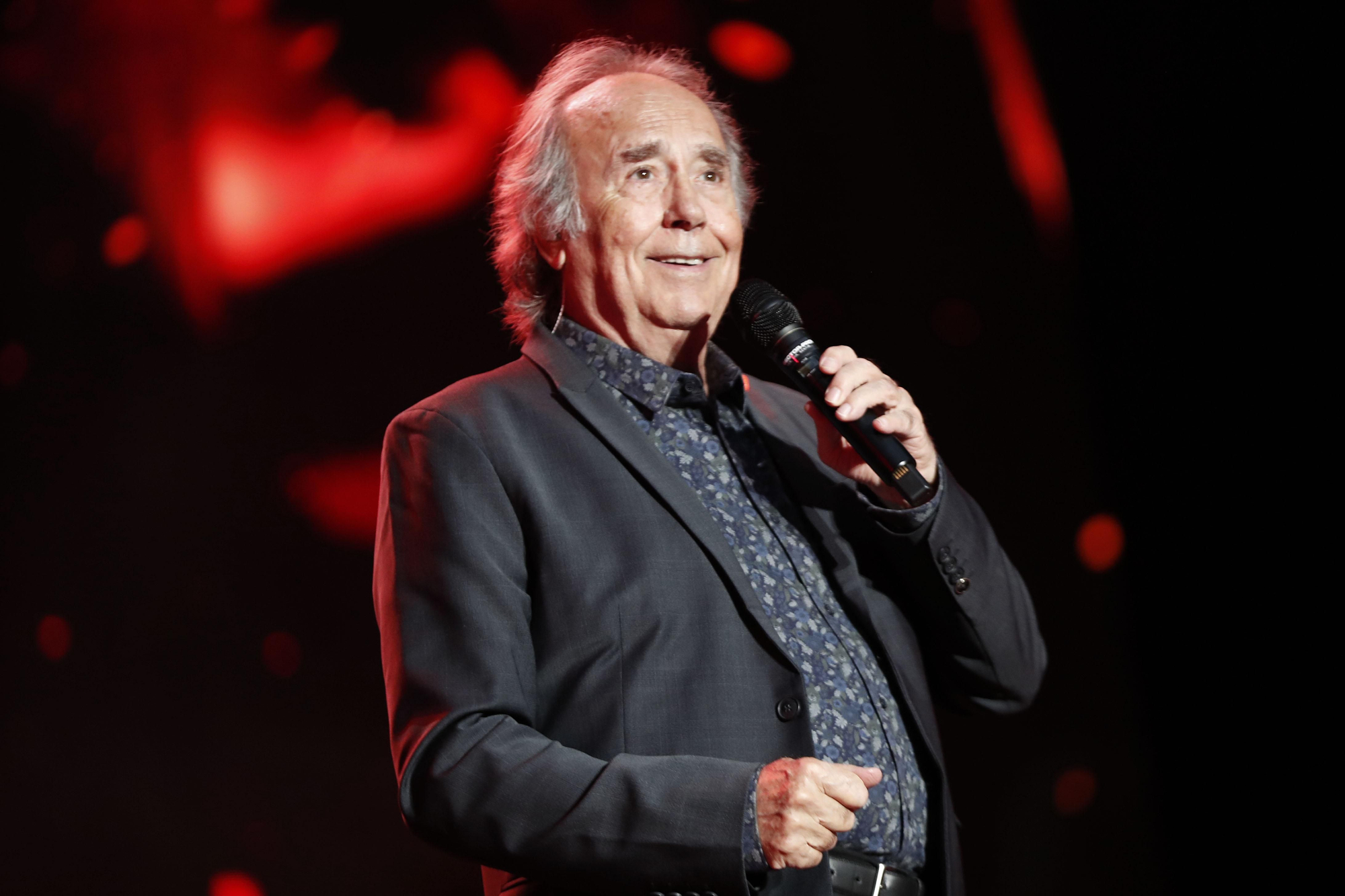 Así ha sido el primer concierto de la temporada en Castrelos: Serrat hace vibrar a Vigo