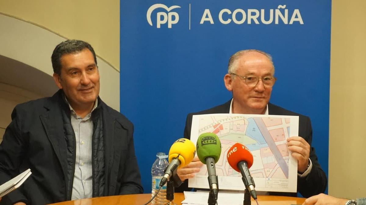 Miguel Lorenzo en rueda de prensa.