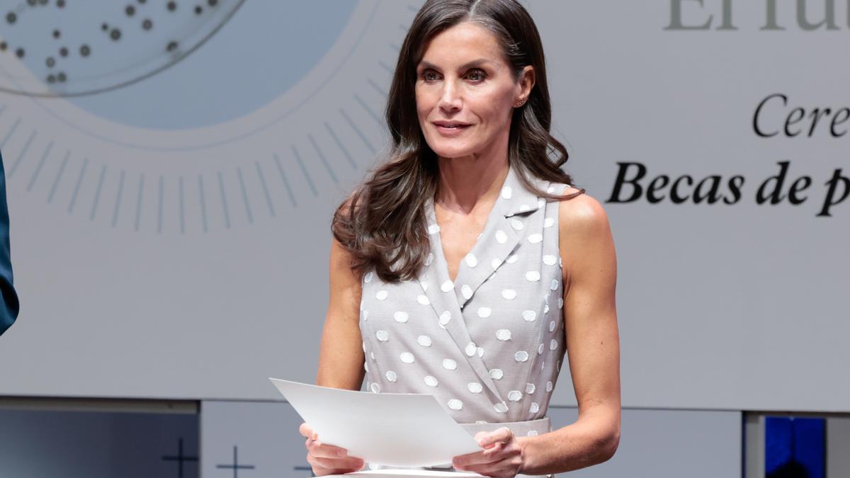 El efecto mechas con canas de la reina Letizia