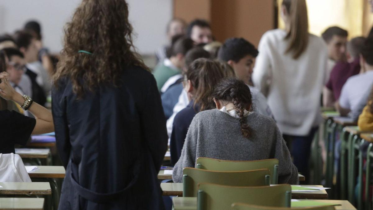Examen de la EBAU en Avilés.