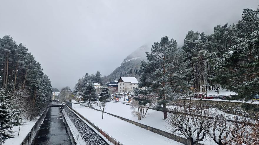 La DANA cubre de nieve el norte de Aragón y extiende el frío polar a toda la comunidad