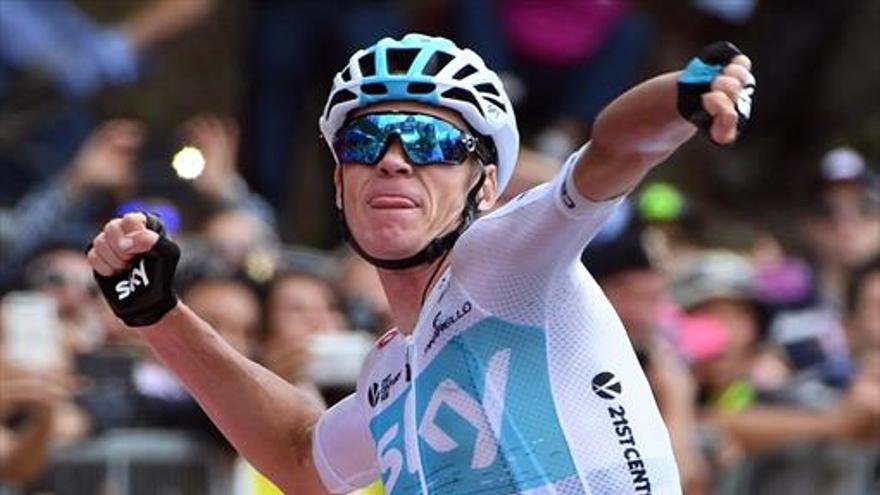 Froome revienta el Giro con un ataque a la vieja usanza