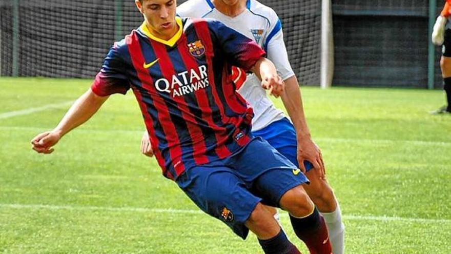 Miki Poveda té 19 anys i havia jugat al futbol base del Barça