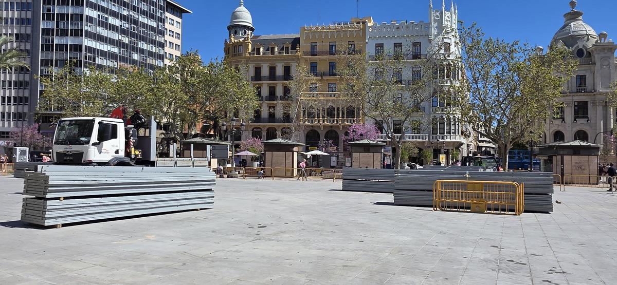 Las últimas piezas de la valla han sido retiradas