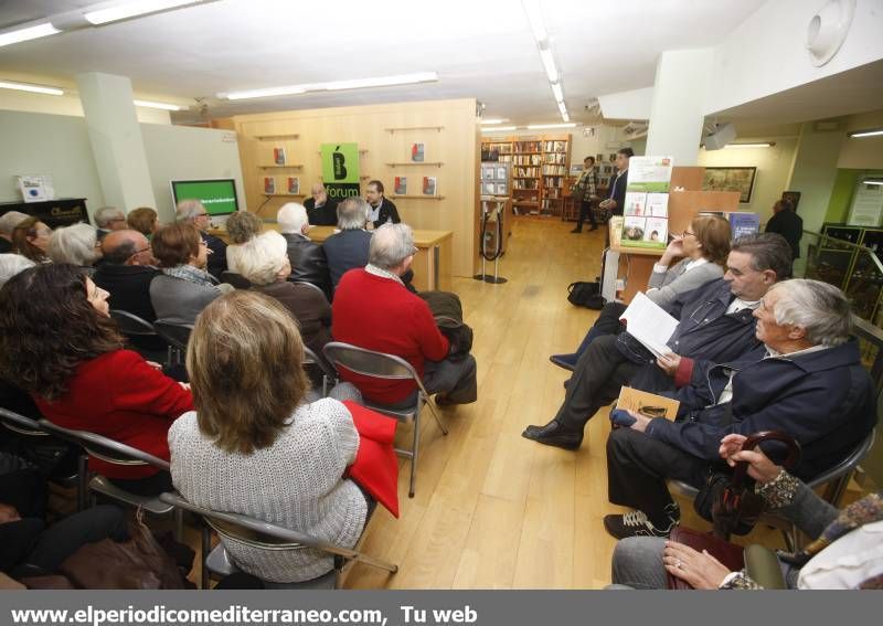 GALERÍA DE FOTOS -- Javier Tomás Villarroya presenta el libro sobre Pascual Cucala y la tercera guerra carlista