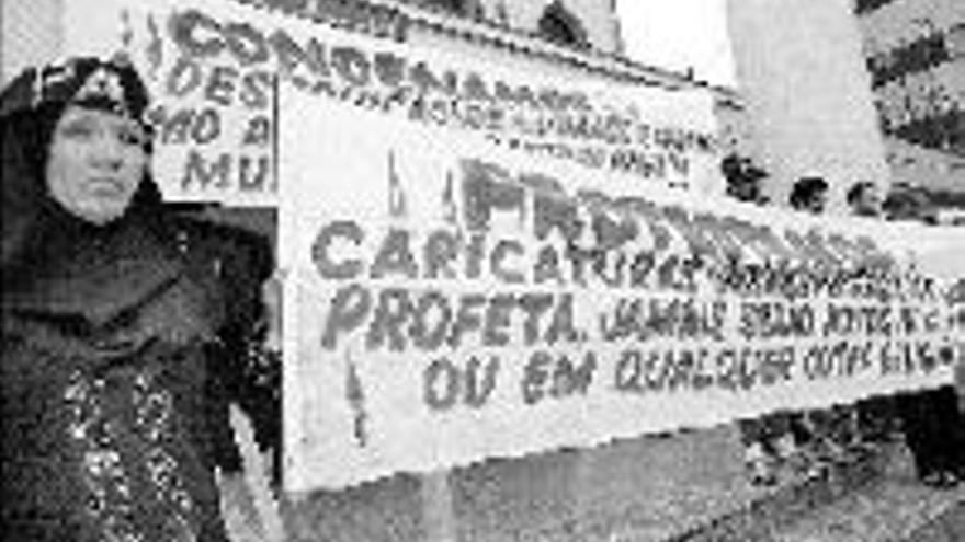 PROTESTA MUSULMANA CONTRA LAS VIÑETAS EN BRASIL