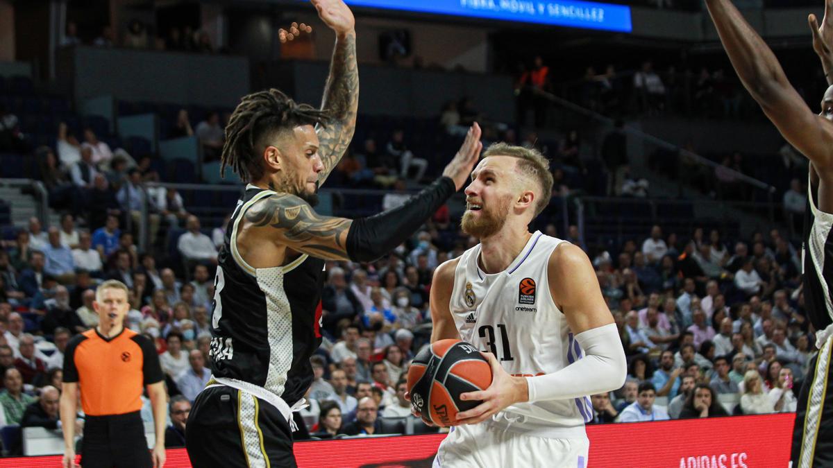 El Real Madrid vence al Virtus Bolonia por 79-96.