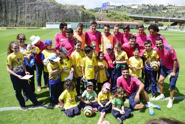 Entrenamiento de la UD Las Palmas en Barranco ...