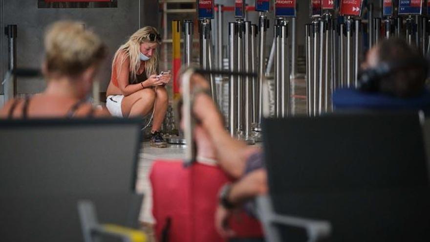 Canarias recibió en septiembre un 90,3% menos de turistas internacionales