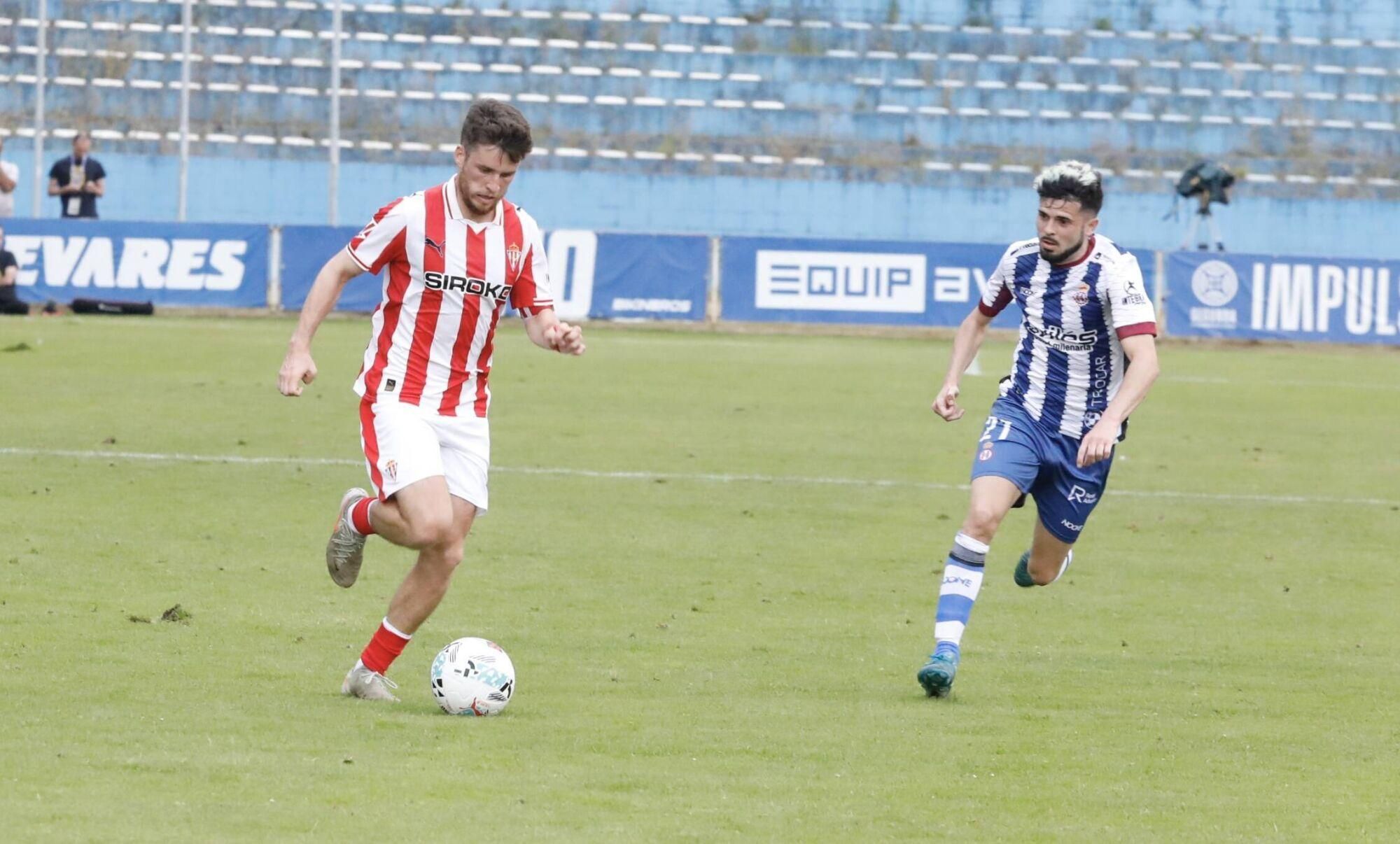 EN IMÁGENES: Partido amistoso entre Real Avilés y Real Sporting