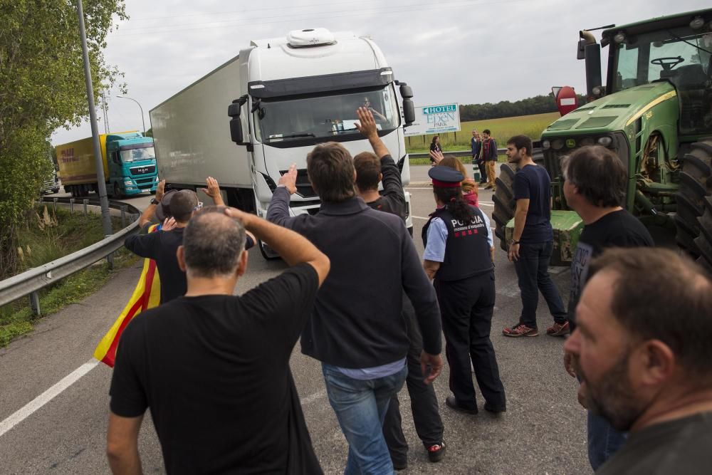 Tallen els accessos a l'aeroport de Girona