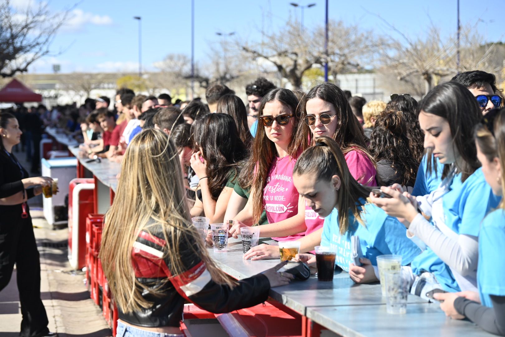 Galería: Búscate en la fiesta de Las Paellas de la UJI