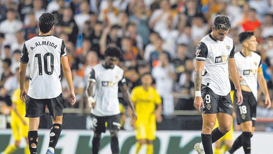 Al Valencia no dejan de crecerle los problemas