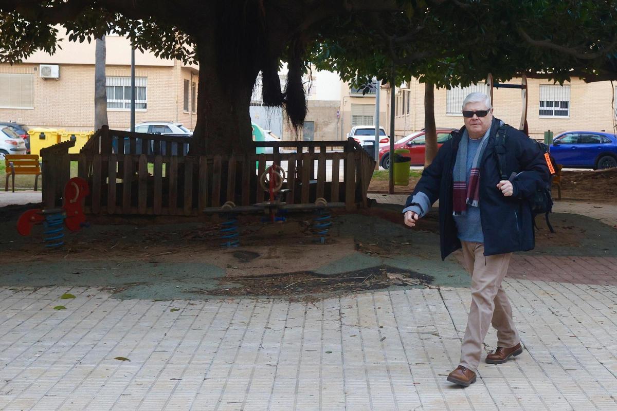 El exinspector jefe del Consorcio Provincial de Bomberos de València, José Miguel Basset, llega a declarar al juzgado de Catarroja