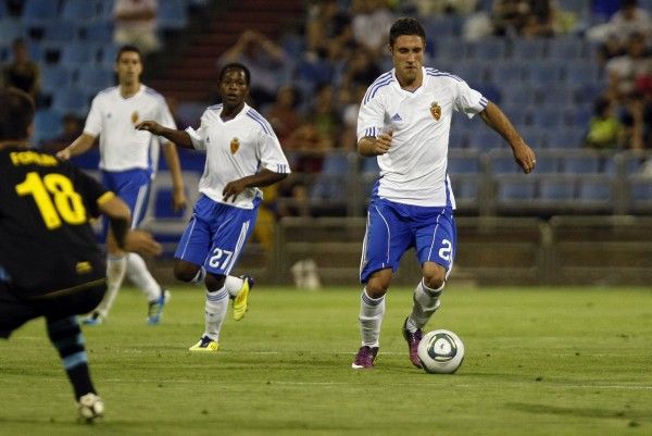 El Real Zaragoza logra el trofeo 'Carlos Lapetra' en la tanda de penaltis