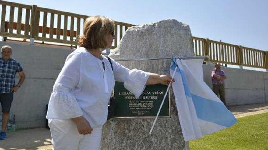 Perillo estrena dos calles en homenaje a Os Satélites y Pucho Boedo