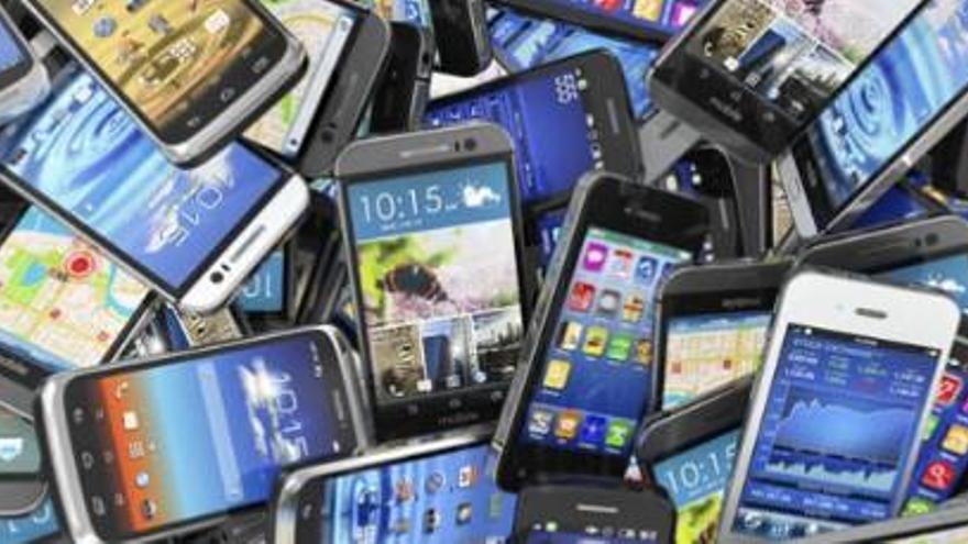 Cinc usos que pots donar al teu &#039;smartphone&#039; antic