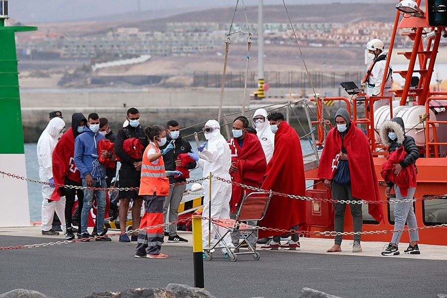 Rescatado un cayuco con 36 migrantes magrebíes al nordeste de Fuerteventura