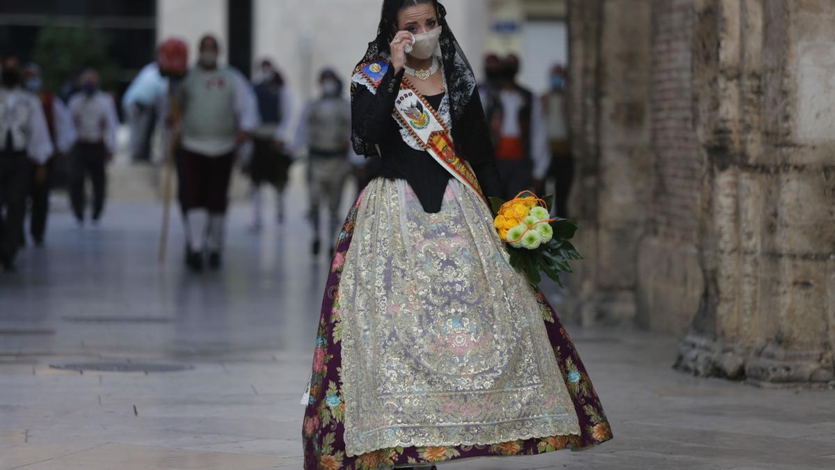 Búscate en el segundo día de Ofrenda por la calle de la Mar (entre las 19.00 y las 20.00 horas)